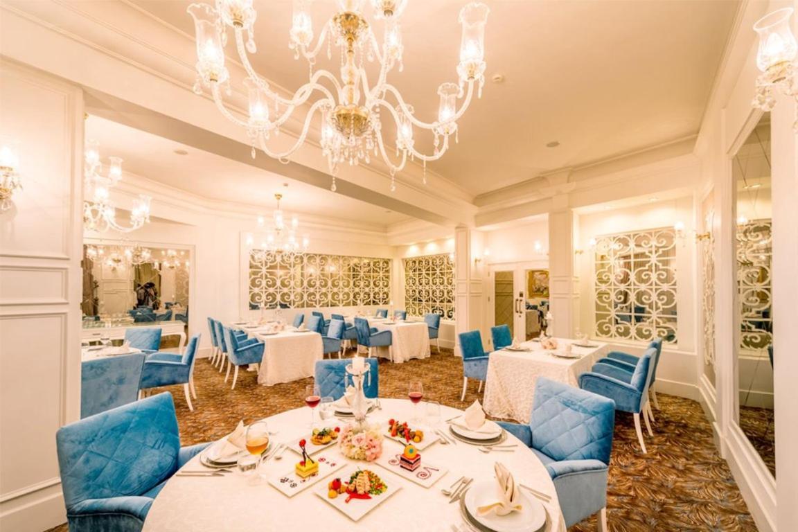 Vuni Palace Premium Hotel & Spa & Casino Beachfront Location ! Kyrenia  Eksteriør billede