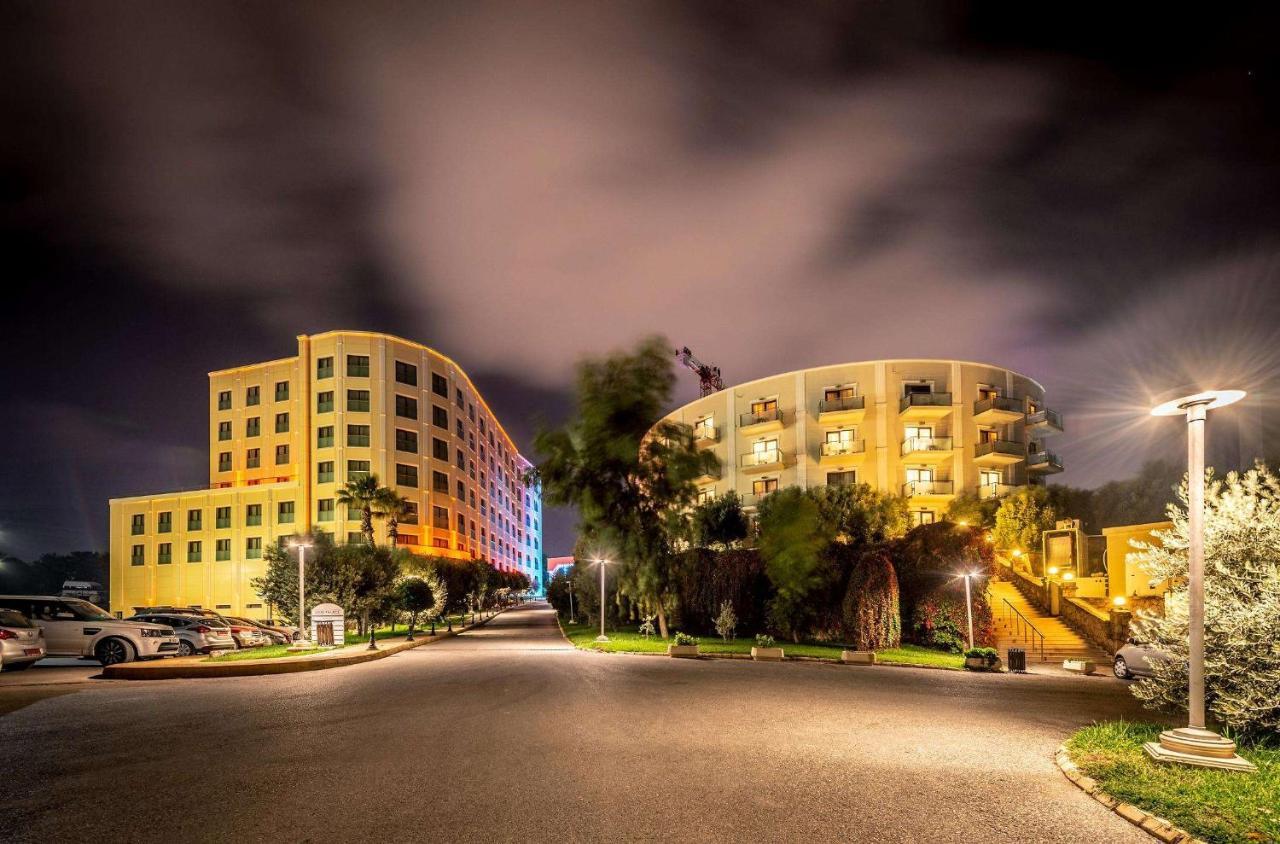 Vuni Palace Premium Hotel & Spa & Casino Beachfront Location ! Kyrenia  Eksteriør billede