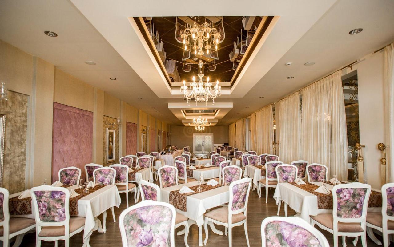 Vuni Palace Premium Hotel & Spa & Casino Beachfront Location ! Kyrenia  Eksteriør billede