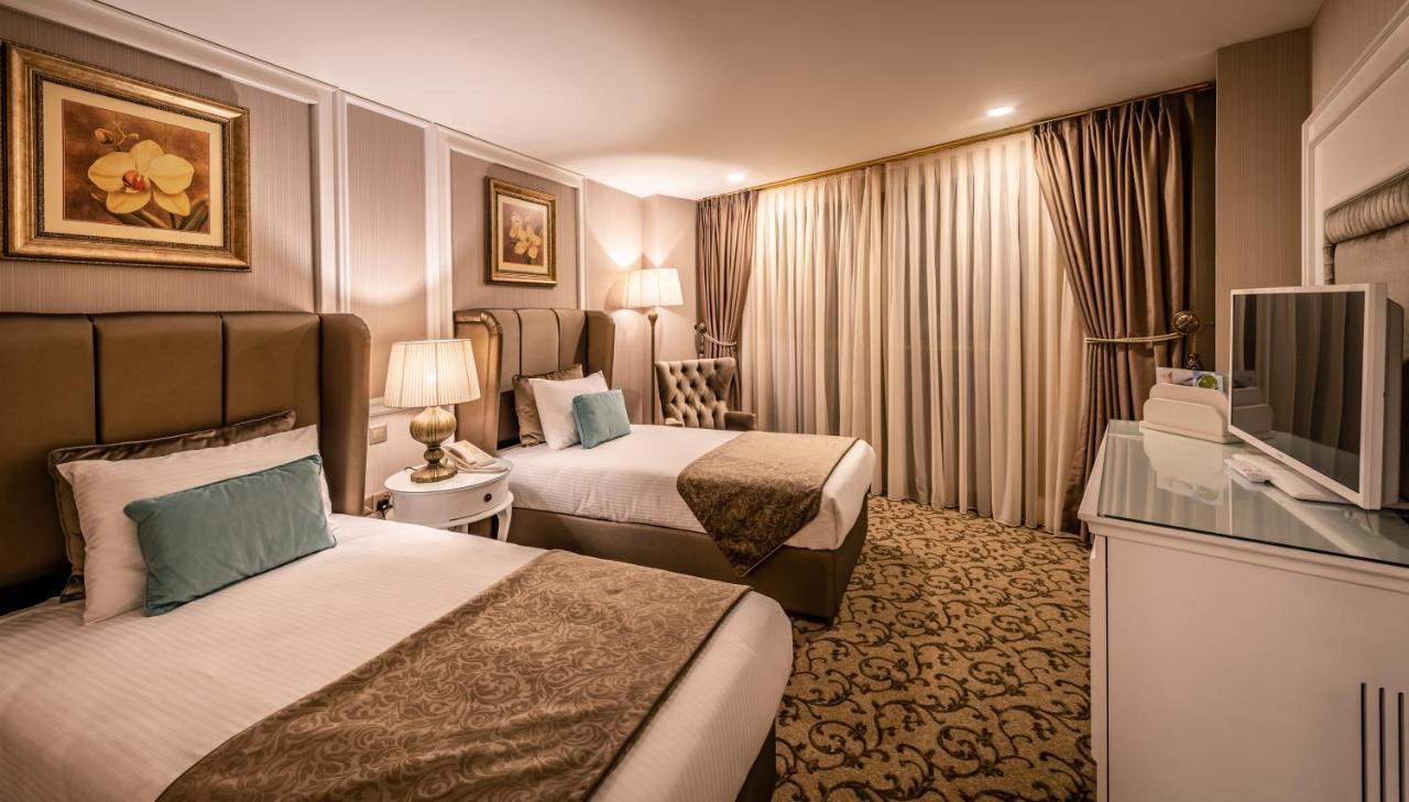 Vuni Palace Premium Hotel & Spa & Casino Beachfront Location ! Kyrenia  Eksteriør billede