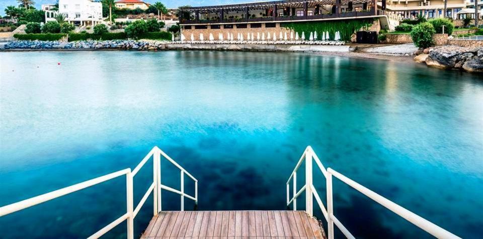 Vuni Palace Premium Hotel & Spa & Casino Beachfront Location ! Kyrenia  Eksteriør billede