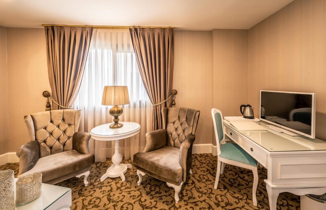 Vuni Palace Premium Hotel & Spa & Casino Beachfront Location ! Kyrenia  Eksteriør billede