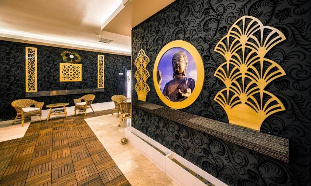 Vuni Palace Premium Hotel & Spa & Casino Beachfront Location ! Kyrenia  Eksteriør billede